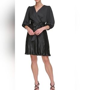 DKNY Women's Pleated Balloon-Sleeve Above The Knee Faux Wrap Dress